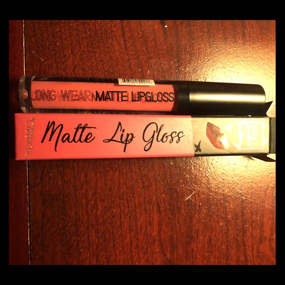 🆕LONG-WEAR SHINE LIPSTICK